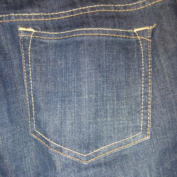 Old Navy Diva - Picture 4 of 6